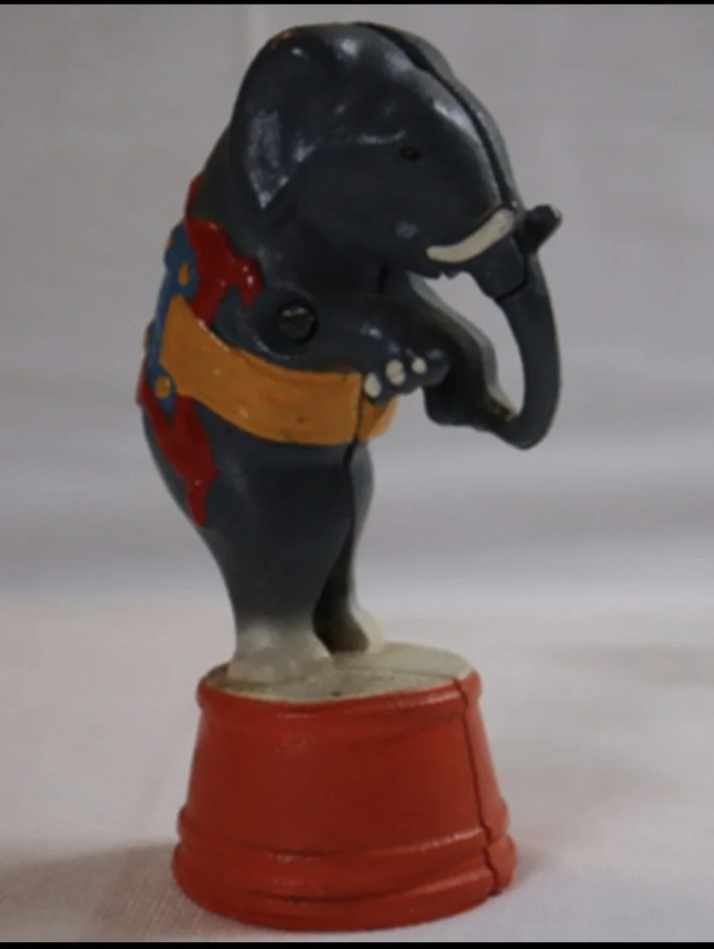 Vintage Art Deco A.C. Williams Circus Elephant On Tub Cast Iron Coin Bank